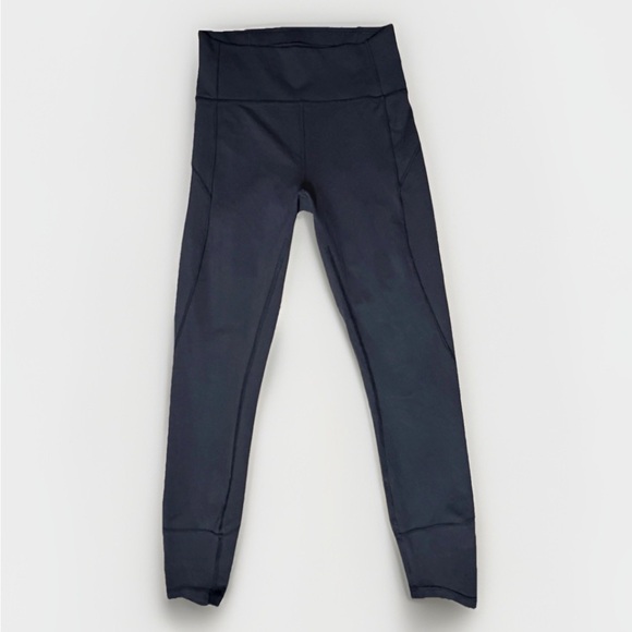 lululemon athletica Pants - EXCELLENT Lululemon In Movement 7/8 Tight 25" Navy High-Rise Training Leggings 6